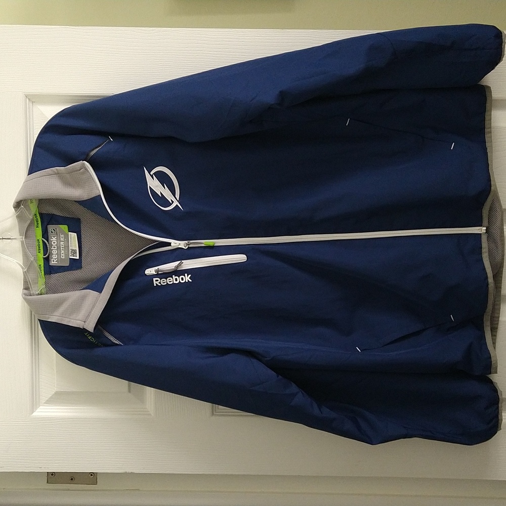 Reebok NHL Center Ice Tampa Bay Lightning windbreaker jacket - men's M